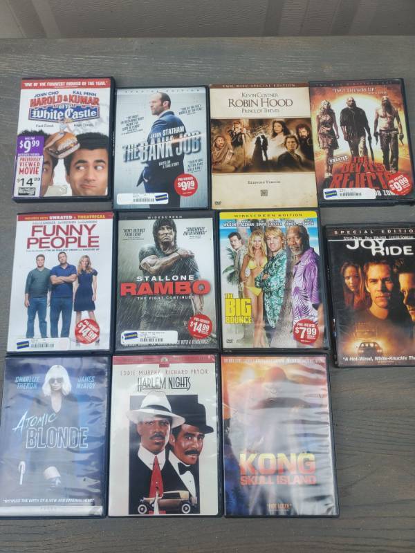 lot 1076 image: Lot of 11 DVDs