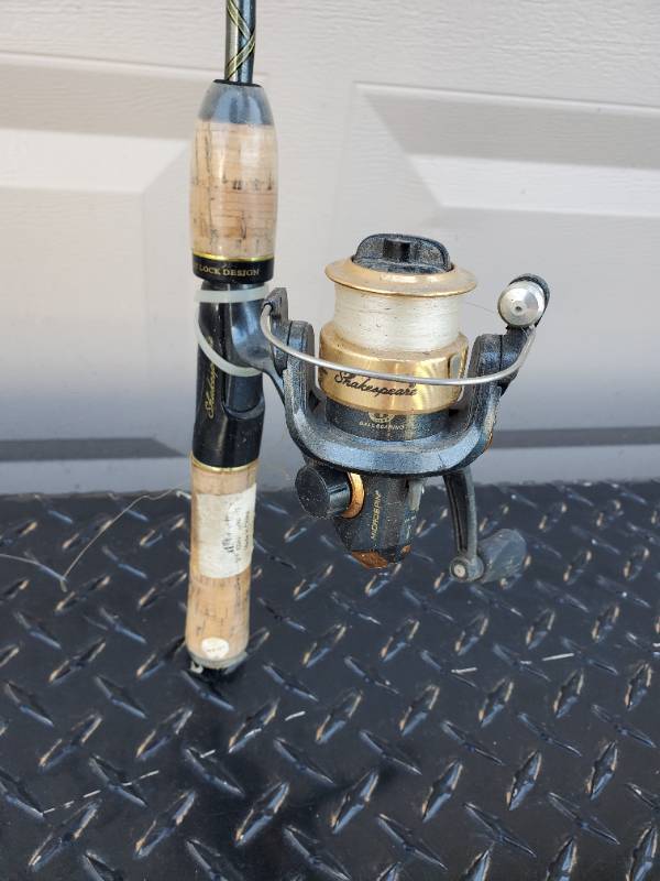 lot 1149 image: Shakespeare Rod and Microspin Reel