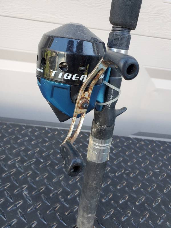 lot 1150 image: Shakespeare Tiger Rod and Reel