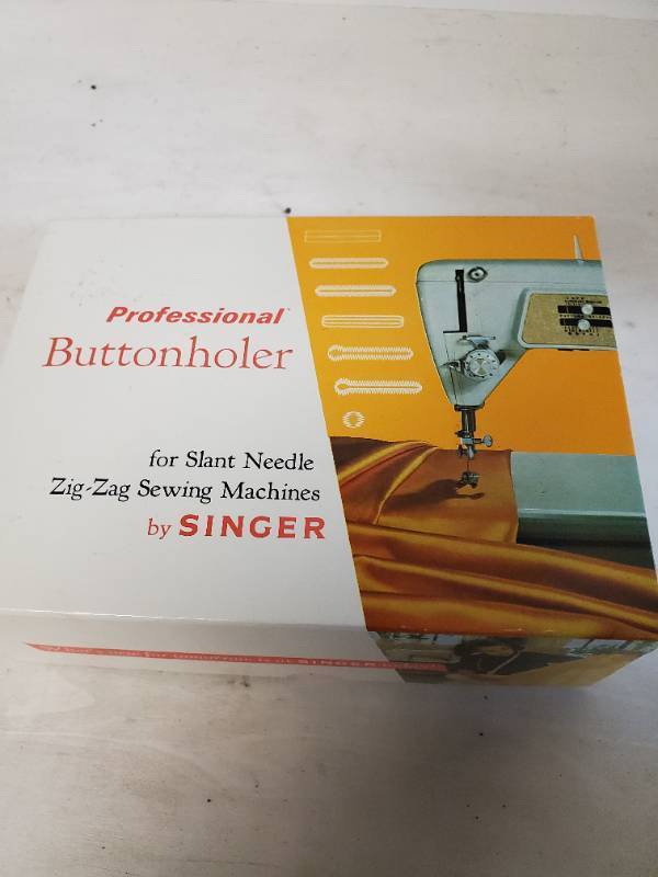 lot 1191 image: Professional Buttonholer by Singer