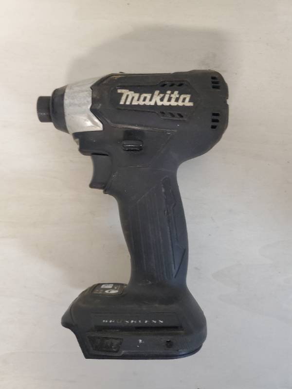 lot 1196 image: Makita Impact Driver