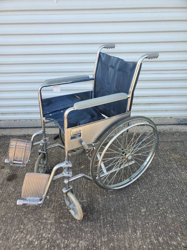 lot 1246 image: Wheelchair