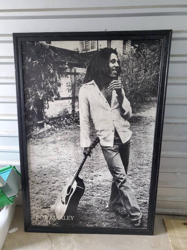 lot 1248 image: Bob Marley Wall Decor
