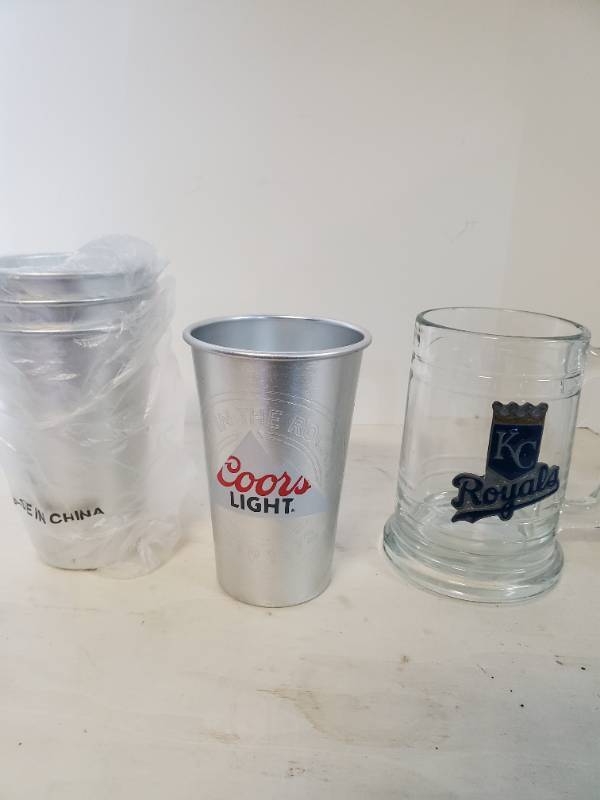 lot 1294 image: Royals Mug and Four Aluminum Coors Cups