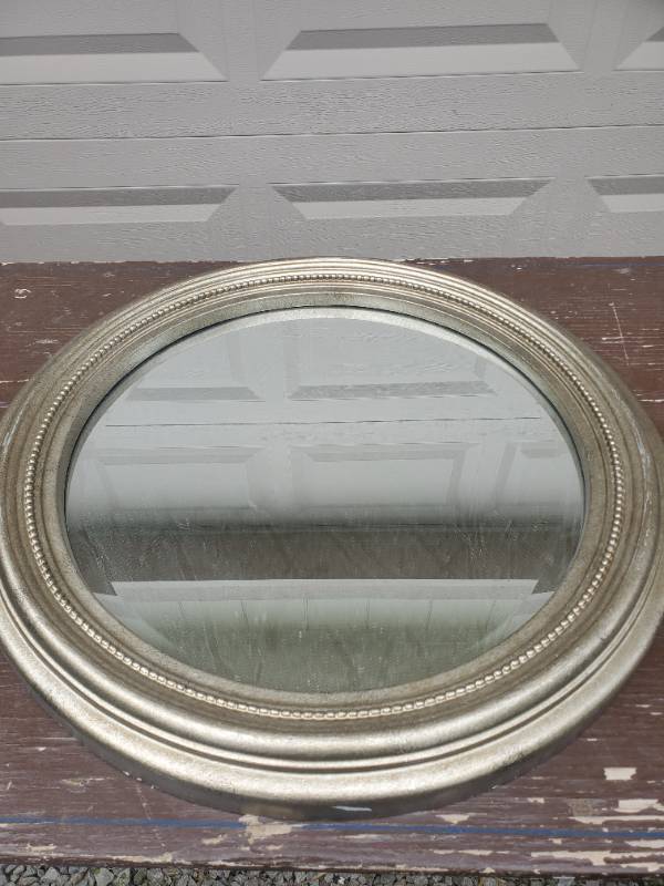 lot 1643 image: Mirror