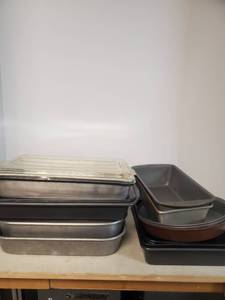 lot 1846 image: Large Lot of Pans
