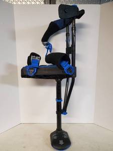 lot 1865 image: Iwalk Knee Crutch
