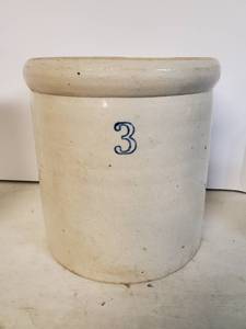lot 1878 image: 3 Gallon Crock