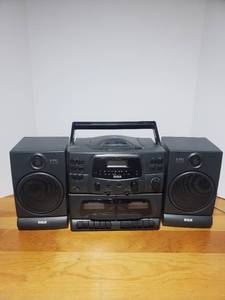 lot 1794 image: RCA Stereo With Detachable Speaker
