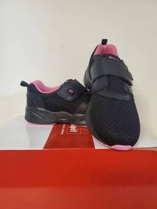 lot 1703 image: New Pair of Propet Womens Shoes