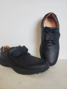 lot 1749 image: Pair of New Mens Shoes