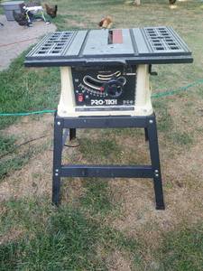 lot 1761 image: Power Table Saw