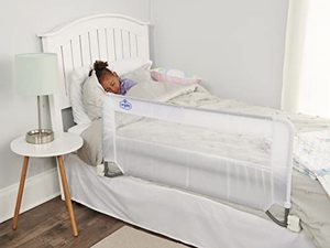 lot 30291 image: Regalo Swing Down Bed Rail Guard, with Reinforced Anchor Safety System