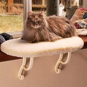 lot 31153 image: K&H Pet Products Kitty Sill Fleece Unheated   (14 X 24 Inches)