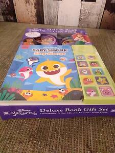 lot 54458 image: Childrens Book Bundle (2pcs)  (See photos)  (SOLD AS IS)