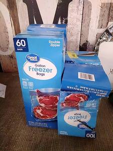lot 54478 image: Freezer Bags Bundle (4pcs)  (See photos)  (SOLD AS IS)