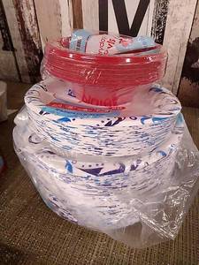 lot 54481 image: Home Goods Bundle (3pcs)  (See photos)  (SOLD AS IS)