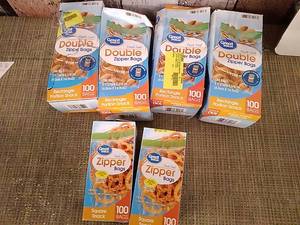 lot 54483 image: Freezer Bags Bundle (6pcs)  (See photos)  (SOLD AS IS)