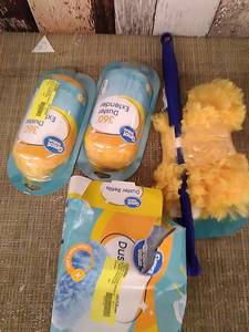 lot 54495 image: (3)Great Value 360° Duster Extender and a pack of 10 duster refills