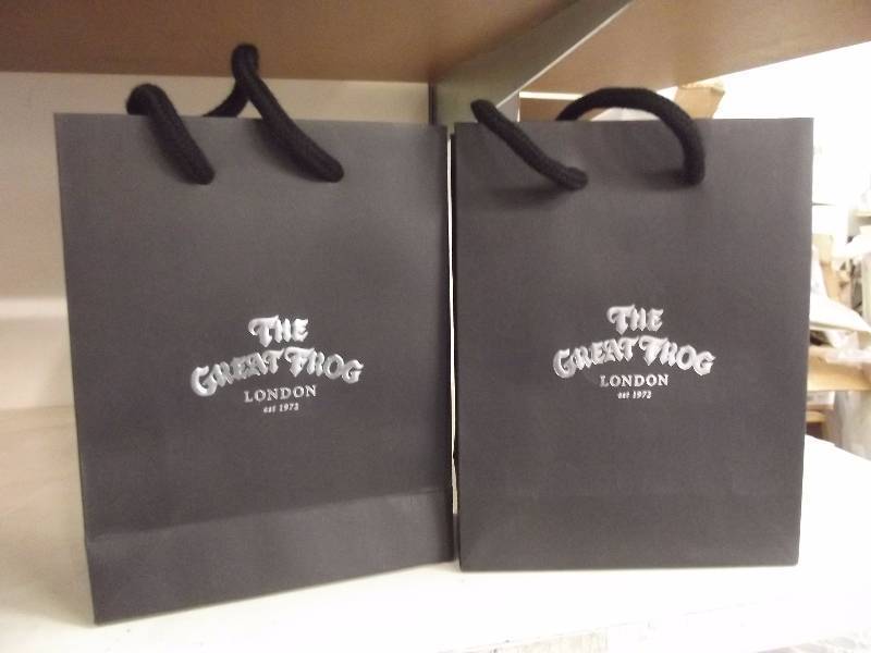 lot 573 image: Great Frog Small Gift Bags