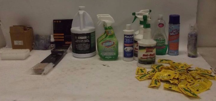 lot 516 image: Household Chemicals
