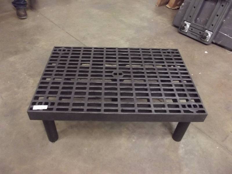 ***NEW***ULINE H3575 PLASTIC DUNNAGE RACK Tall T Sales! EquipBid