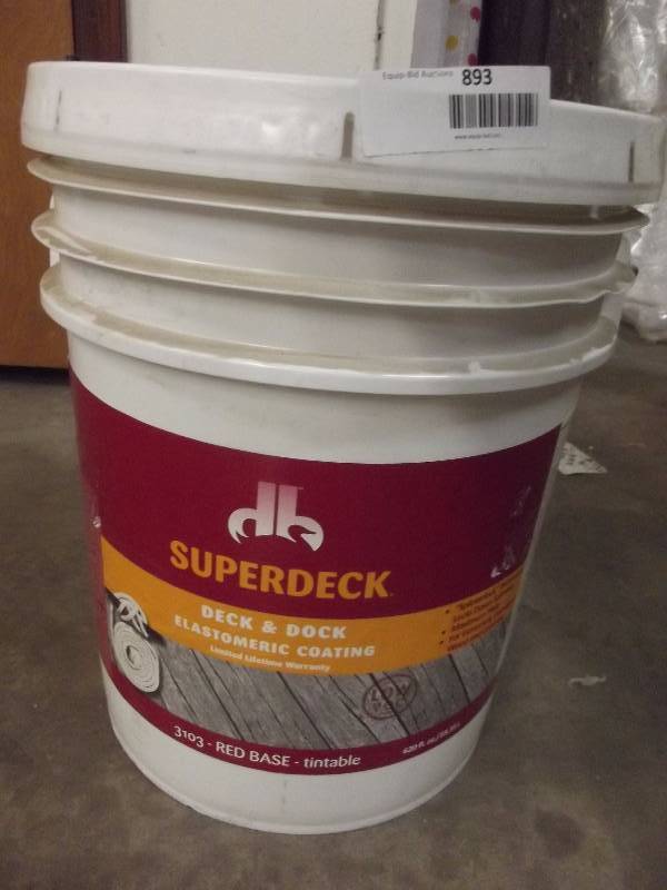lot 893 image: 5 Gallon Bucket of Superdeck