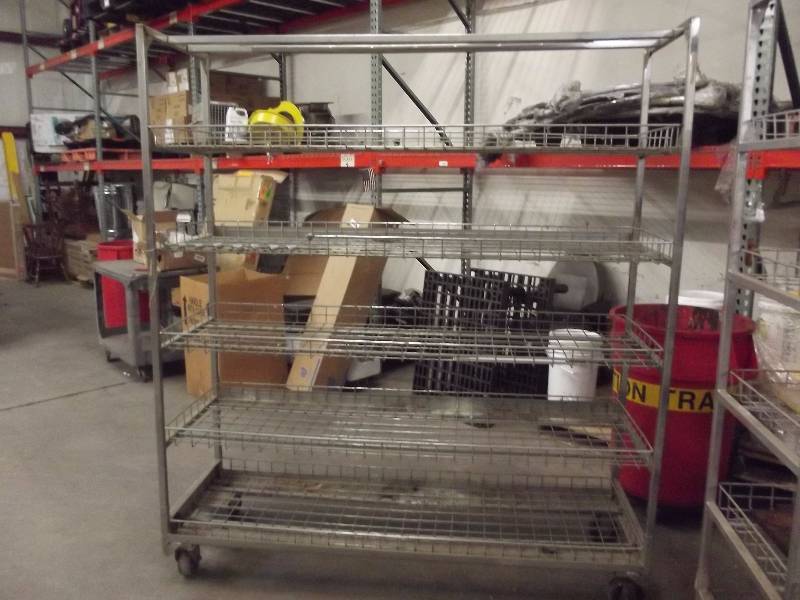 lot 895 image: Wire Shelf on Casters