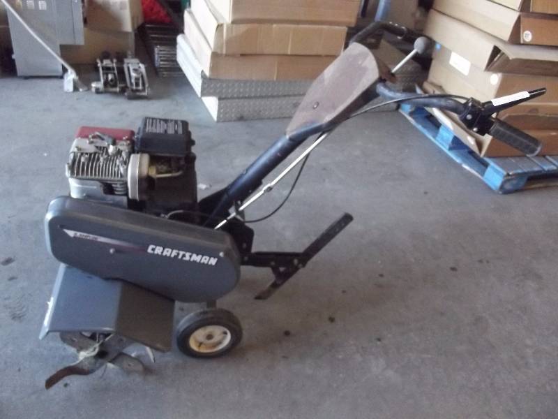 lot 992 image: Craftsman Tiller