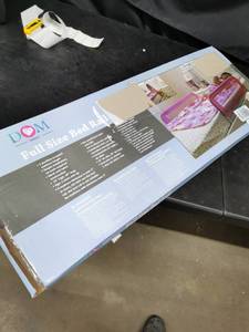 lot 3524 image: Dom Family Full Sized Bed Rail, White, 15 H x 39 L