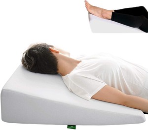 lot 5910 image: Cushy Form 7.5 Bed Pillow Wedge Pillow