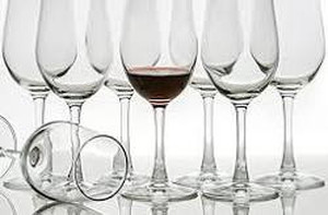 lot 106 image: Set of 8, 12 Ounce All-Purpose Wine Glasses, Lead Free, Classic