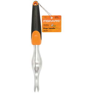 lot 2705 image: Fiskars Ergo Weeder Scratch Tool 1pc 370200-1002