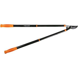 lot 2716 image: Fiskars Extendable Handle Lopper with Single Pivot