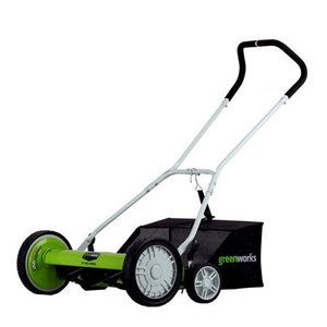 lot 636 image: Greenworks 20-inch 5-Blade Push Reel Lawn Mower with Grass Catcher 25072