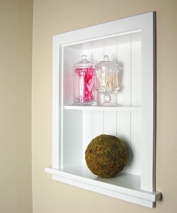 lot 2424 image: 14x18 Recessed Aiden Wall Niche (wbeadboard Back) by Fox Hollow Furnishings (White)