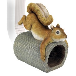 lot 2428 image: Design Toscano Crash the Squirrel Gutter Guardian Downspout Statue
