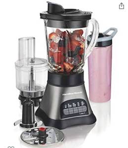 lot 75408 image: Hamilton Beach Wave Crusher Blender with 40oz Jar, 3-Cup Vegetable Chopper, and Portable Blend-In Travel Jar for Shakes and Smoothies, Grey & Black (58163)