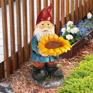 lot 45852 image: Sunflower Sammy Garden Gnome Statue  (Hat chipped)