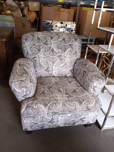 lot 27643 image: Multi-Color chair