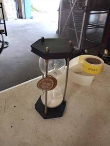 lot 27648 image: sand timer