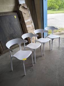 lot 27664 image: plastic white chairs set of 4 heavy duty