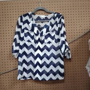 lot 1112 image: CHARMING CHARLIE PULL OVER SHEER TOP  SIZE S