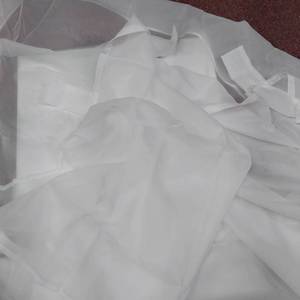 lot 1127 image: WHITE SHEER CURTAIN 1 PC UNKNOWN SIZE