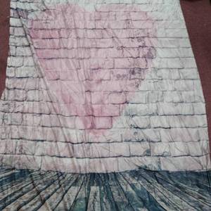 lot 1133 image: HEART BACKGROUND  TAPESTRY