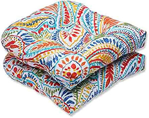 lot 5118 image: Pillow Perfect 566450 OutdoorIndoor Ummi Tufted Seat Cushions Color Varies