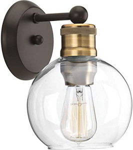 lot 5119 image: Hansford Collection One-light bath & vanity