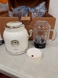 lot 5235 image: ECX Juicer