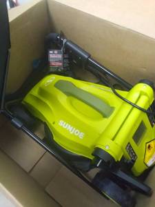 lot 8153 image: Sun Joe MJ401C 14-Inch 28-Volt Cordless Push Lawn Mower, w10.6-Gallon Collection Bag, 3-Position Height Adjustment, Safety Key, 14 inches, Green, Item May Differ From Stock Photos