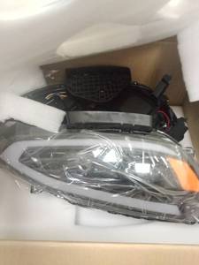 lot 8276 image: Set of Headlights, Unknown Fit and Make